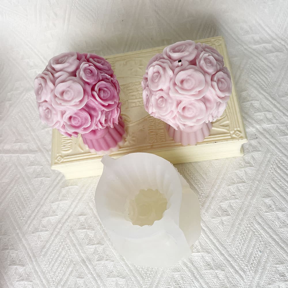 Love holding flower bouquet, rose bouquet, silicone mold, three-dimensional aromatherapy candle, plaster with hand gift, Valentine's Day ornament mold 8669 - candle mold - 2