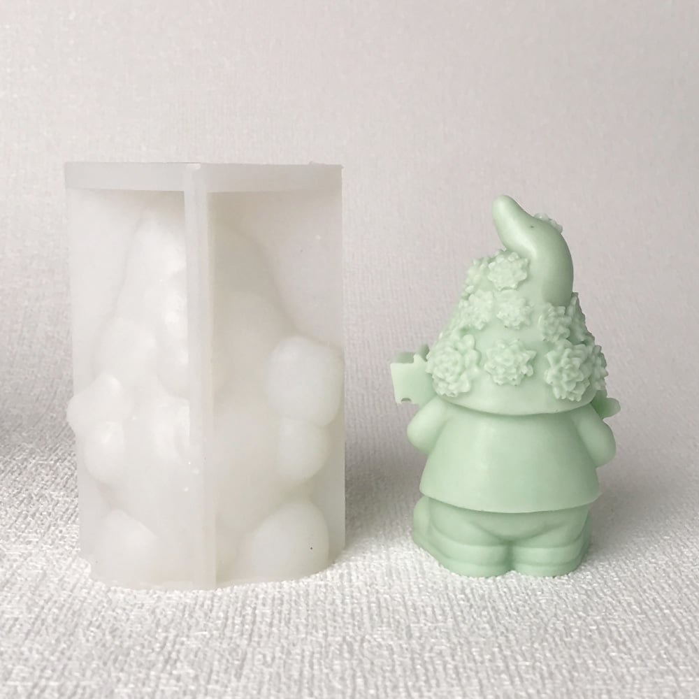 Earth elf silicone mold, fleshy hat, faceless Santa Claus, aromatherapy candle mold, desktop decoration mold 8599 -  - 4
