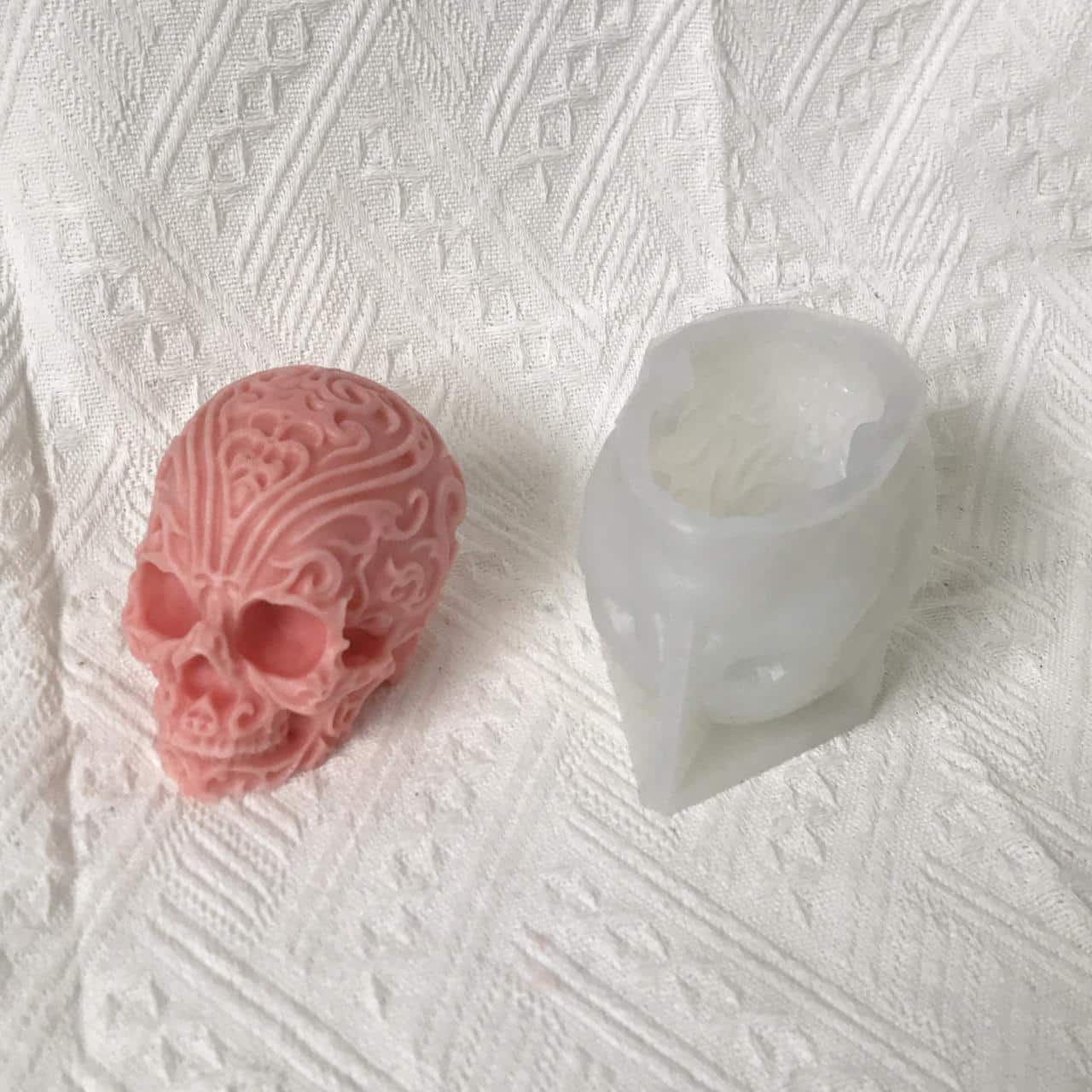 Halloween Pattern Skull Silicone Mold Xiangyun Carved Ghost Head Gypsum Dropping Resin Decoration Mold 8596 -  - 2