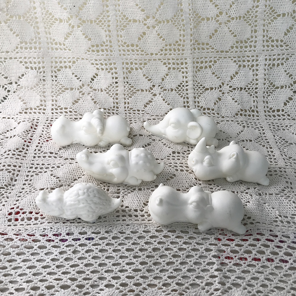 Versatile Crocodile Gypsum Silicone Mold - Ideal For Chocolates, Soaps, Cement, And Resin Drip Ornaments 8528