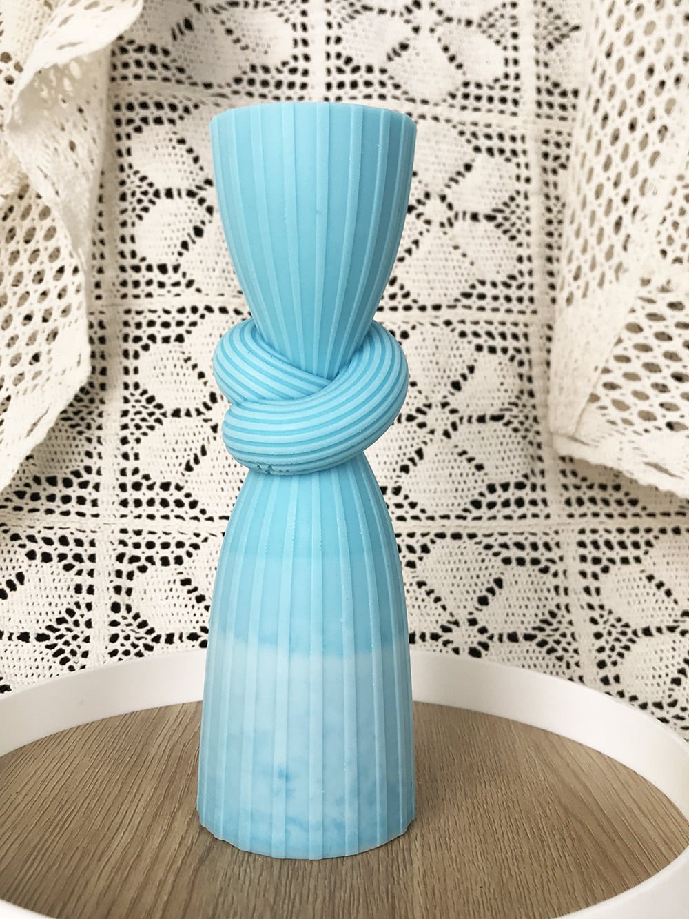 Vertical Stripe Rope Knot Column Silicone Mold Aromatherapy Candle Tabletop Gypsum Ornament Drawing Image Rope Knot Formal Dress Column Mold 8532l